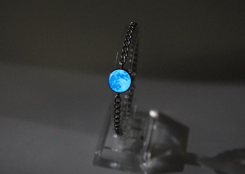 쏟아지는 달빛 야광팔찌(동영상첨부)