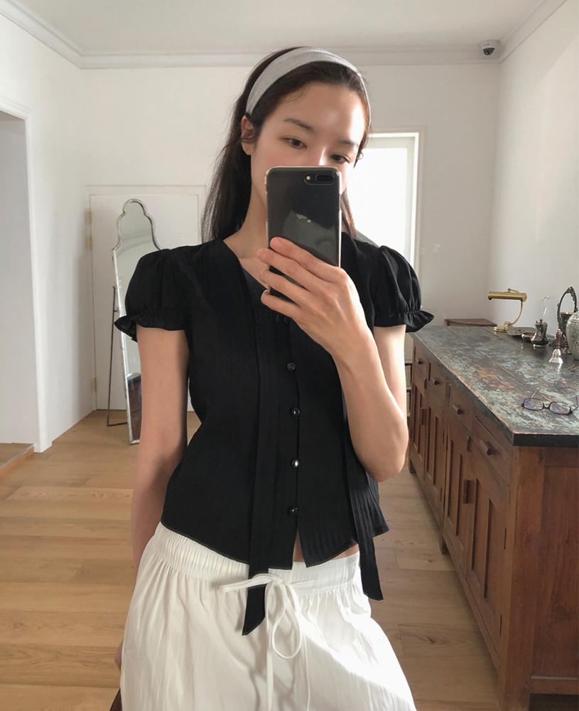 메이비베이비 Preena Blouse (2colors)  (예약주문 5/13이후 순차발송)