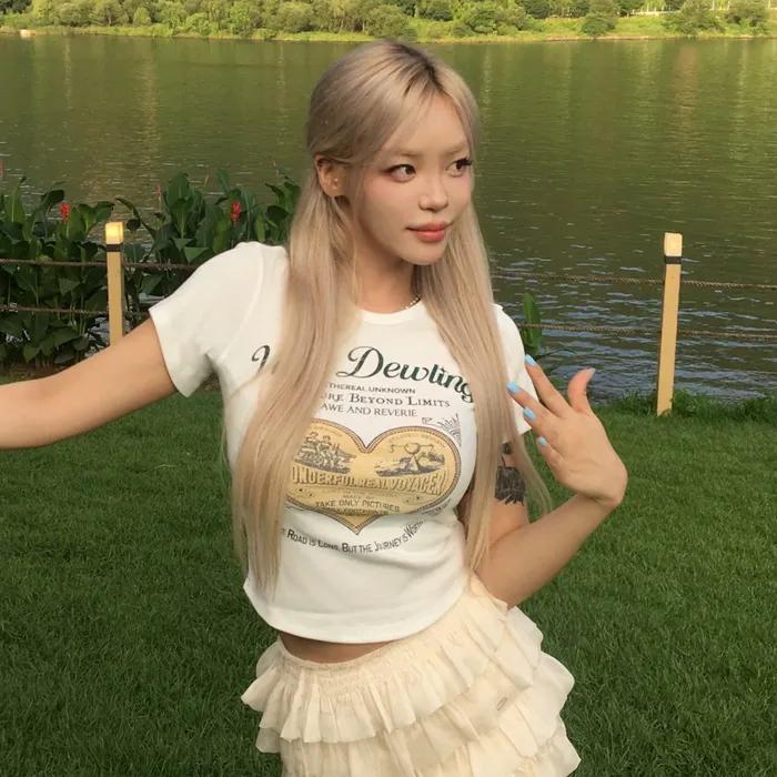 [3차][순이,하연PICK] DEWLING Heart Slim Crop Top WH_D252MSM102