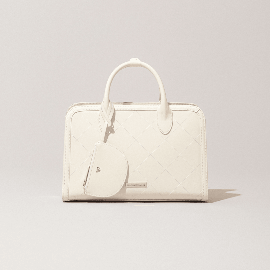 [Emily-WHERE] Classic Tote / White