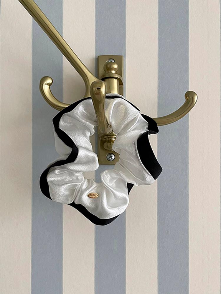 Selflove made, 피렌체 실크 스크런치 - 골드라벨 라인 파이핑 데일리 곱창밴드