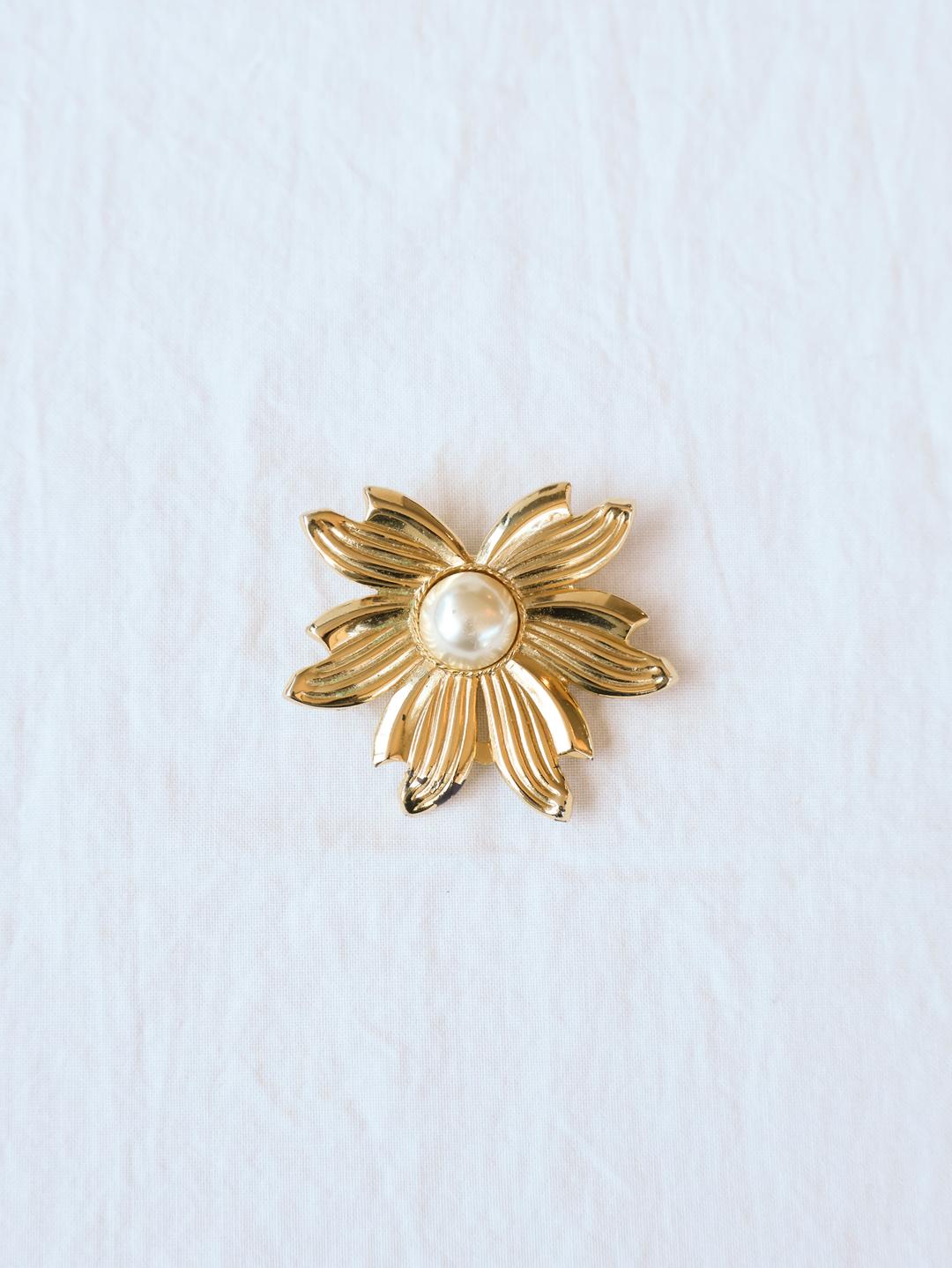 [Vintage] Pearl Floral Brooch