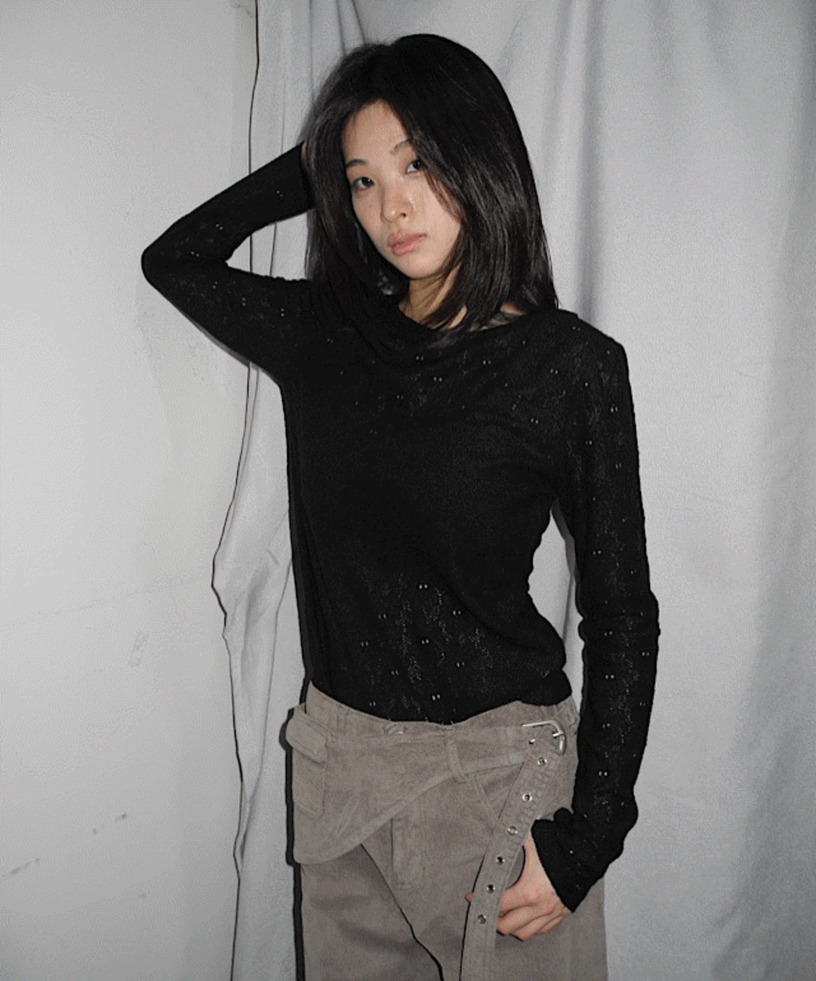 [new7%-12/31]기모 플라워 레이스 티(4cols)