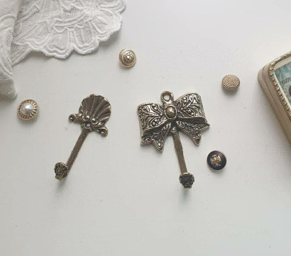 조개 리본 골드 국산 황동 신주 벽걸이 훅 후크 옷걸이 엔틱 앤틱 빈티지 카페