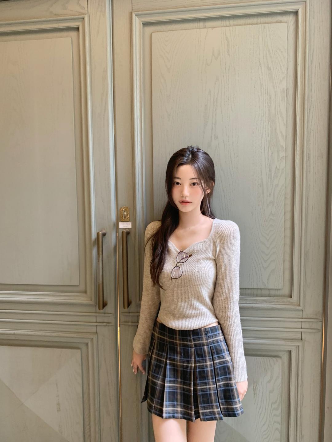 warm heartline ribbed knit - taupe