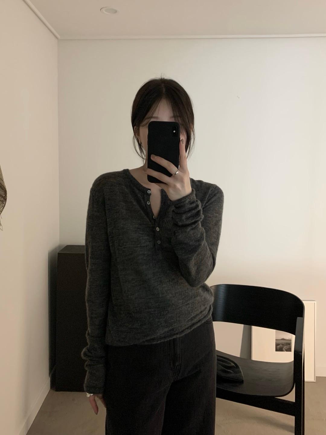 button mohair knit (2c)