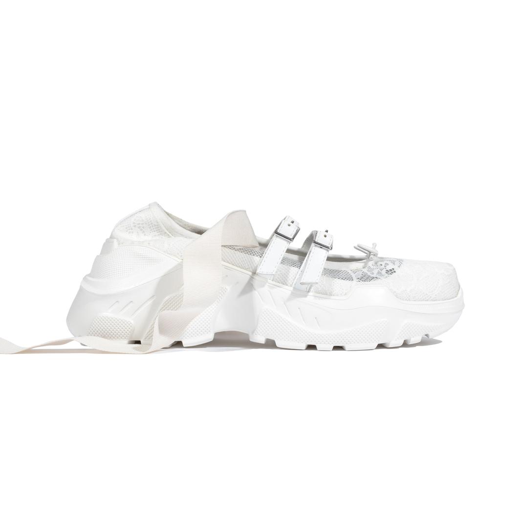 Giselle Lace Ivory x White - 35