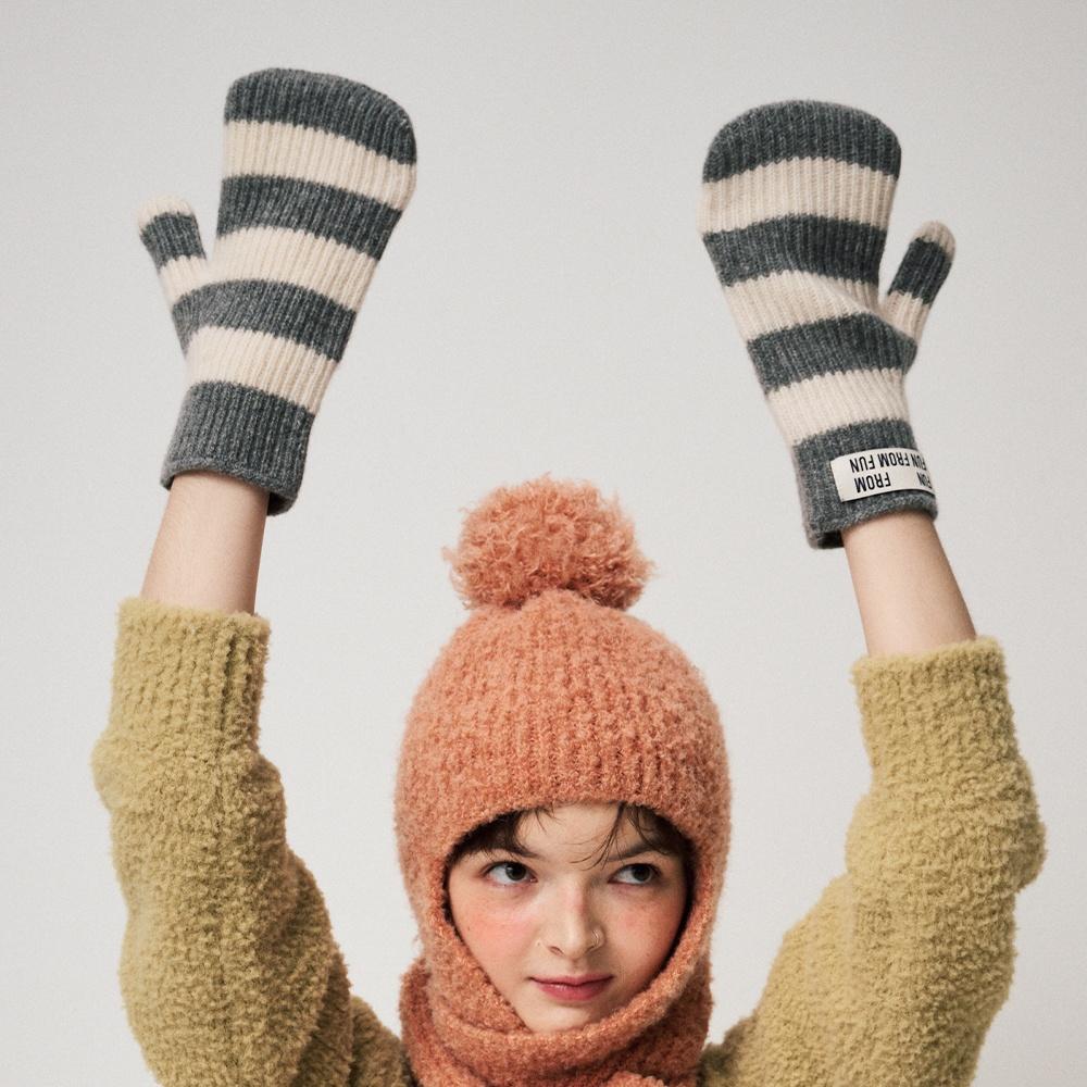 STRIPE MITTENS, GREY+IVORY
