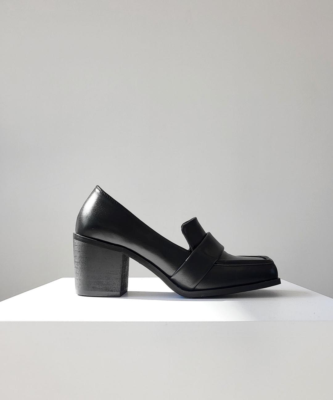 청키 스퀘어 미들 힐 로퍼(WOMAN)