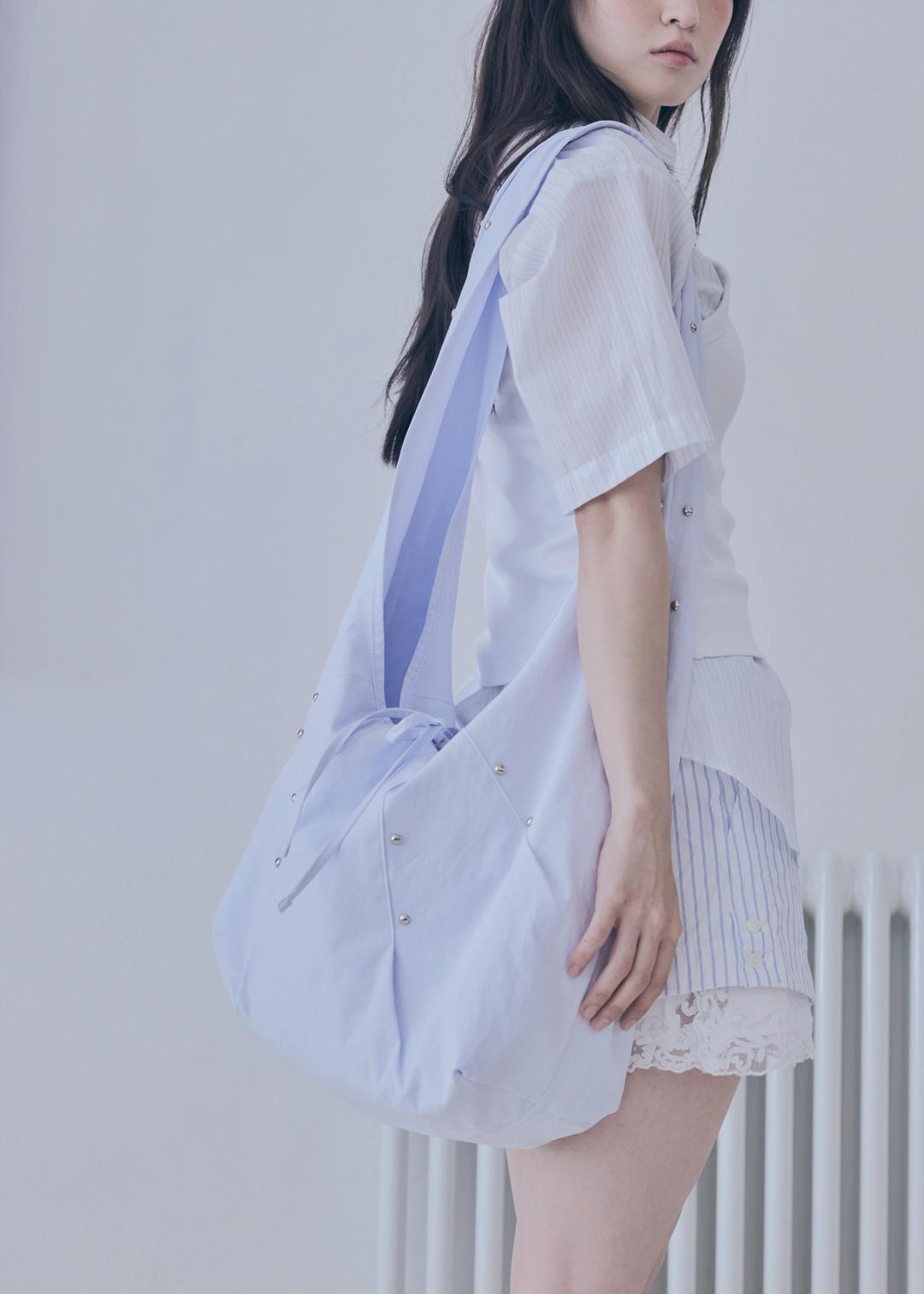 rivet cross bag (sky blue)