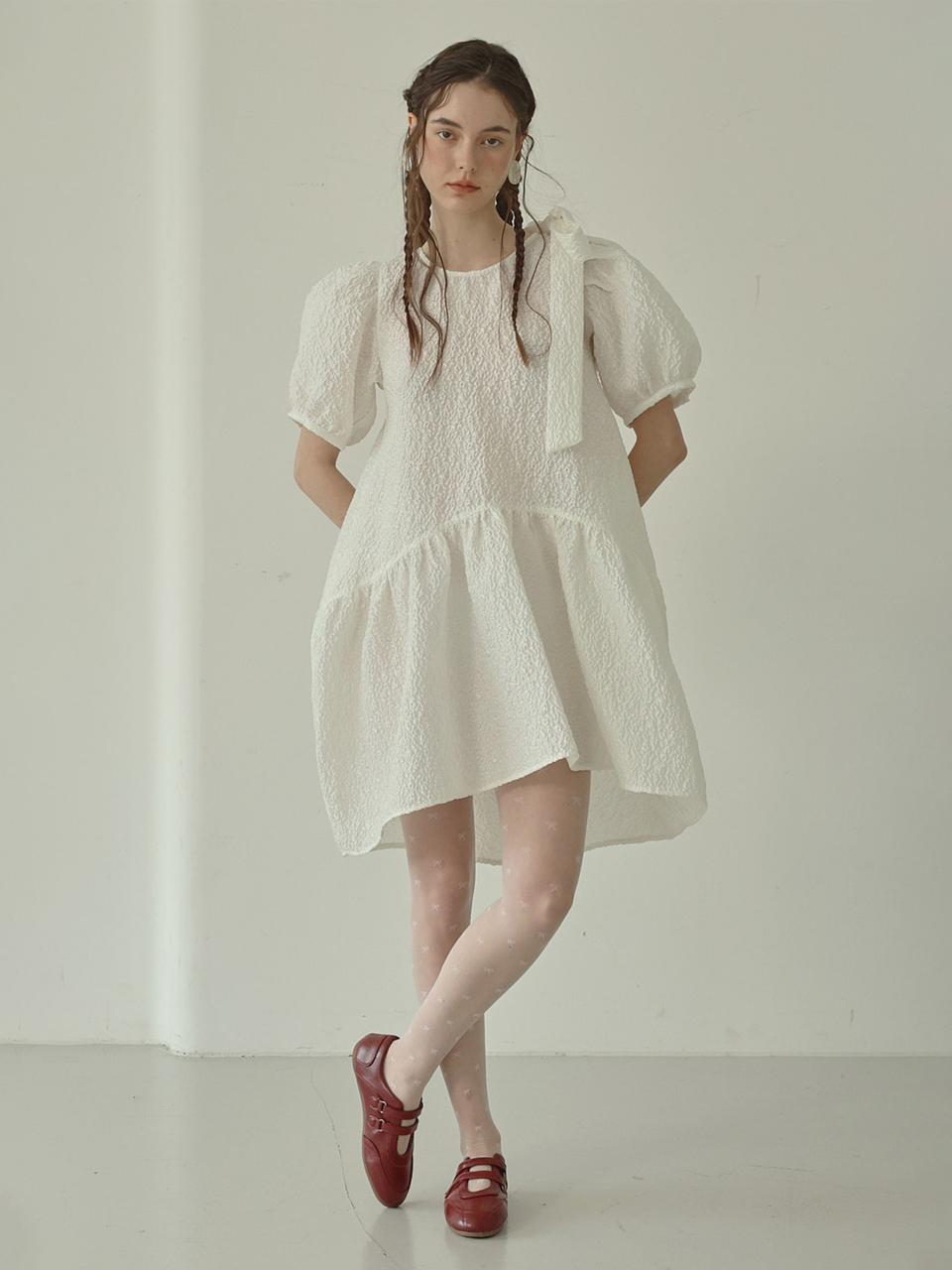 jacquard gather puff sleeves dress with ribbon 2 color