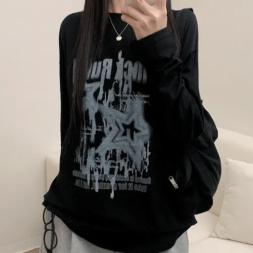 [오버핏!/힙무드] black star 프린팅 레터링 라운드 박시 긴팔 티셔츠 (2color)