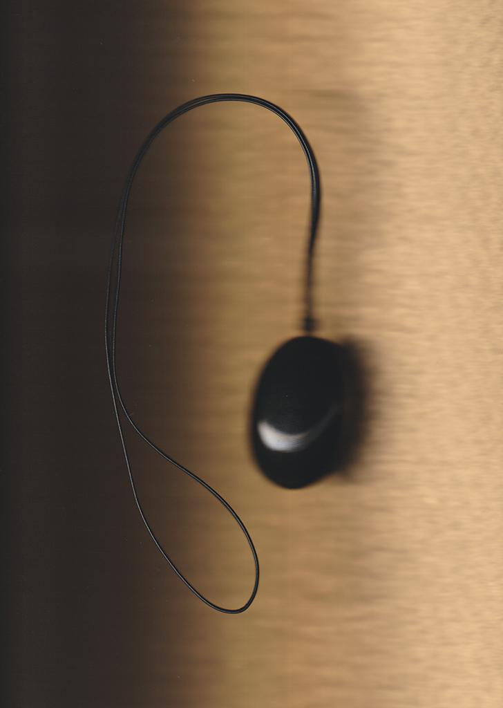 Eggmic in black