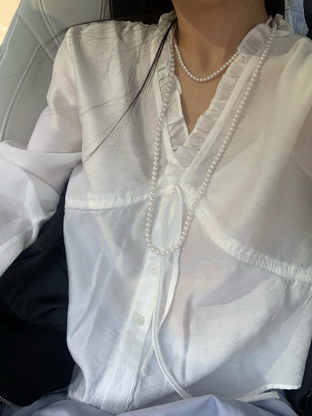 FRILL BLOUSE (2COLOR)