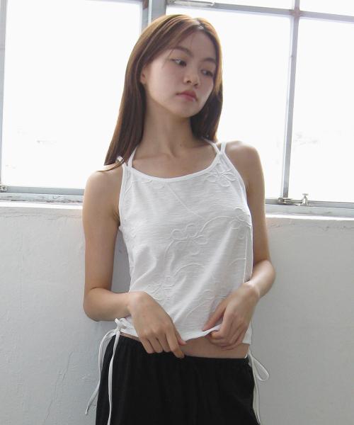 플라워 홀터 슬리브리스 탑_아이보리
