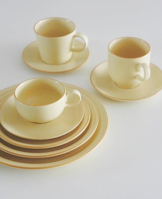 카네수즈 클라리스 잔&소서 (타입 3종) 옐로우