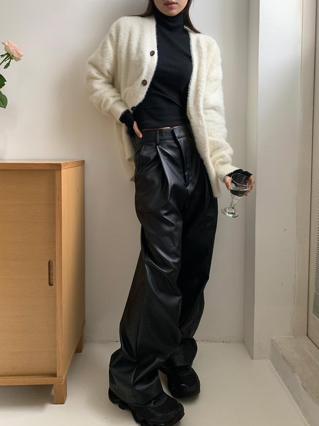 하드 핀턱 레더 슬랙스 (2color)