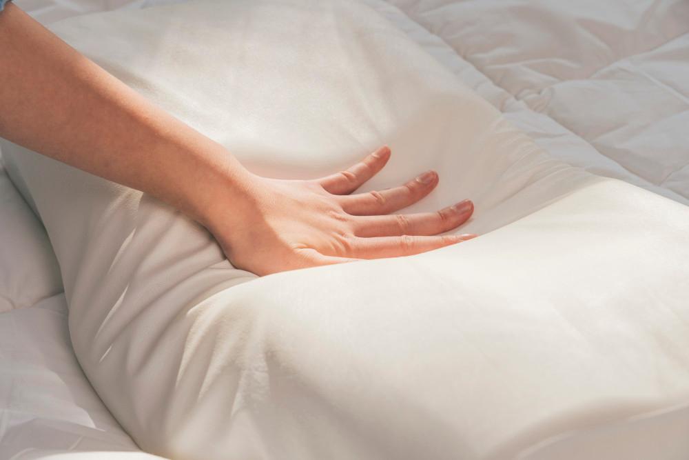 [고이고이 메모리폼 경추베개] 초고밀도 인체공학적 설계 호텔 경추베개