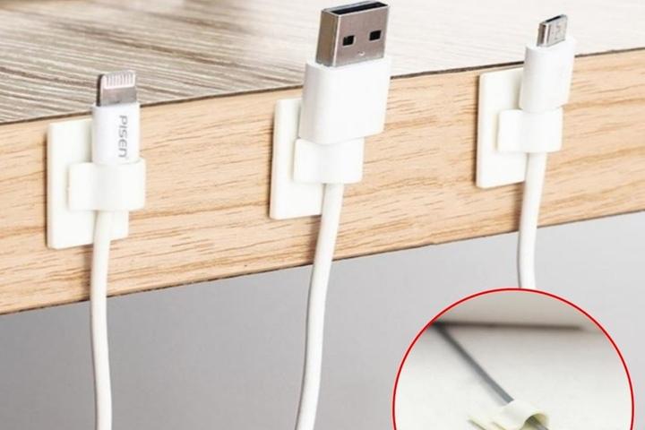 충전케이블 이어폰 전선 정리 고정 홀더 클립 8EA