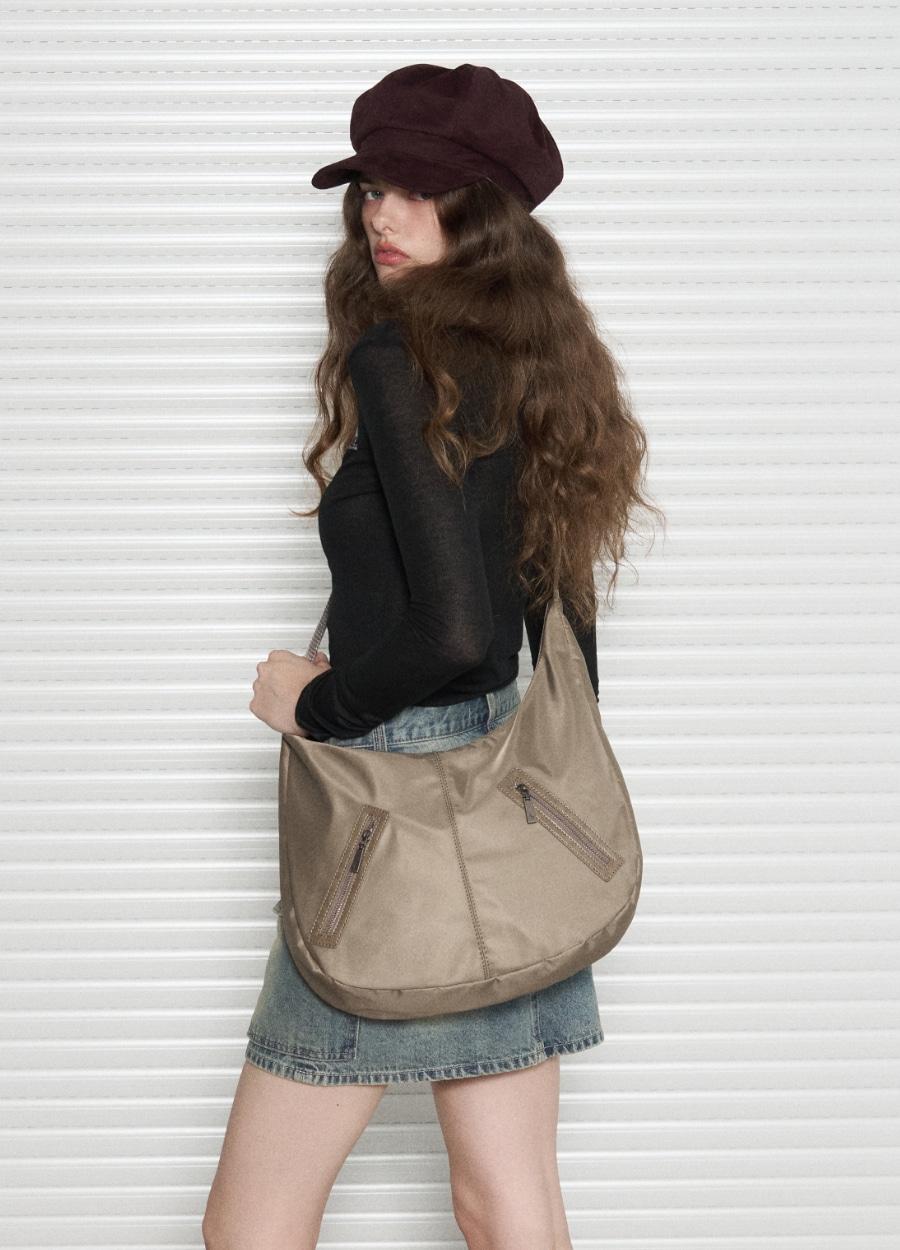 스플릿 나일론 크로스백 [KHAKI BEIGE]