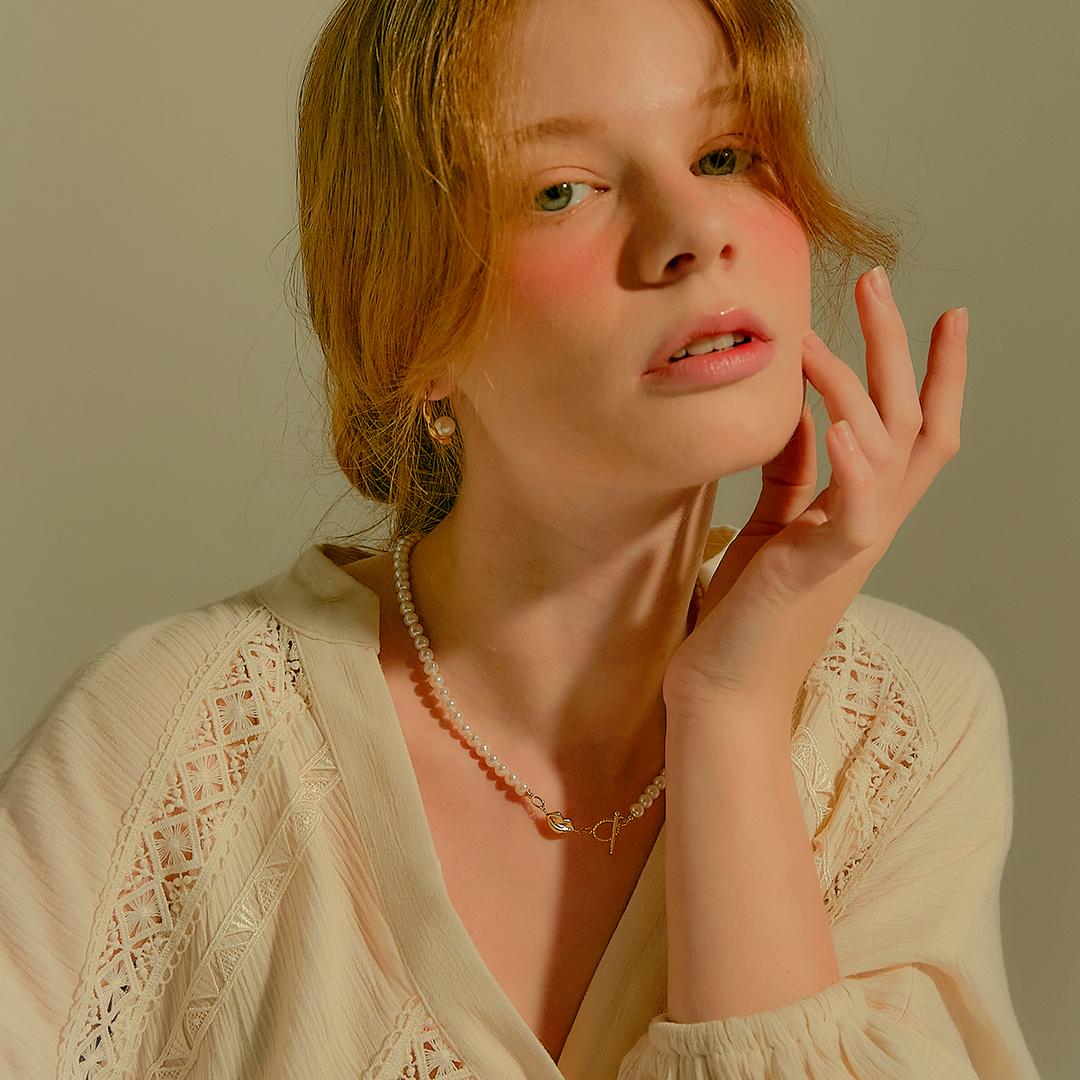 eclat kissme pearl necklace​​​​​​​