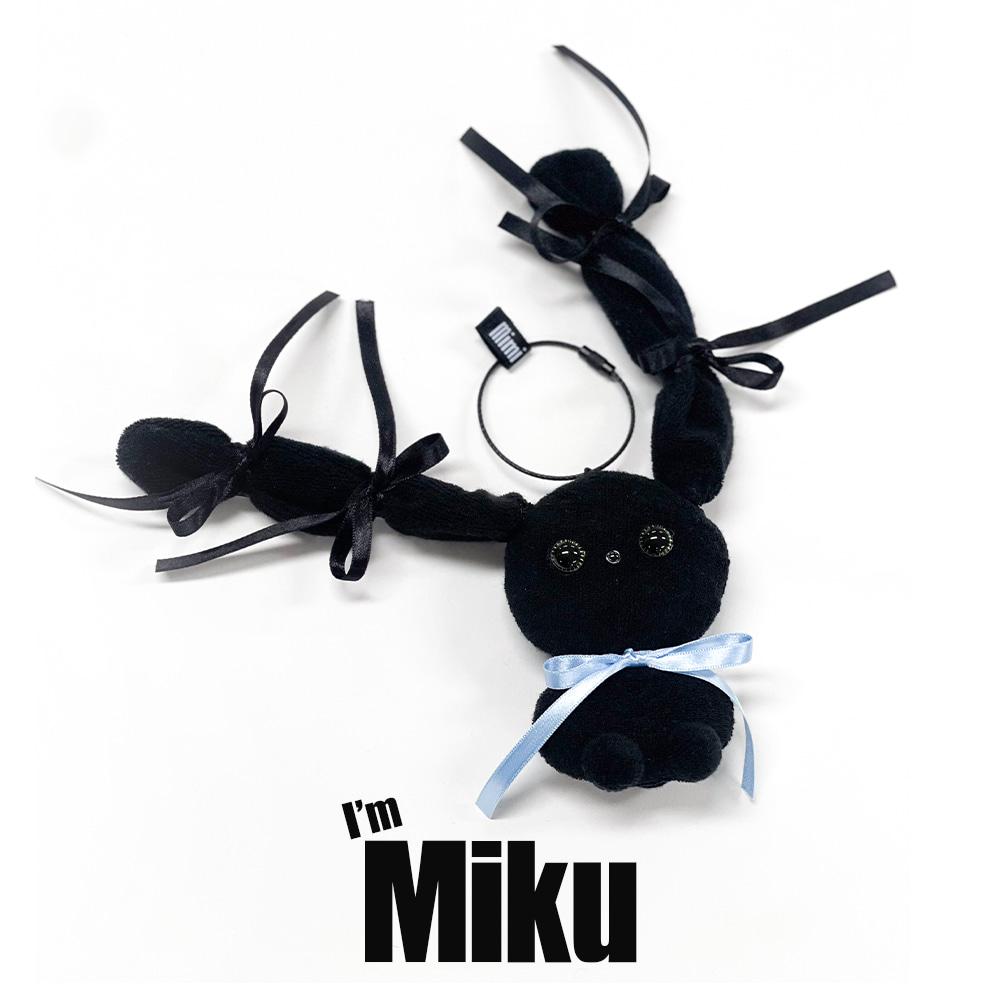 Ribbon bunny keyring (Miku)