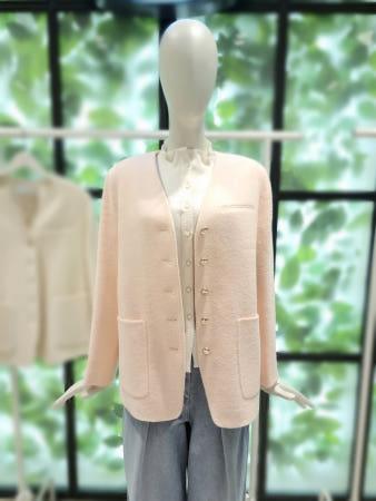 이런 상품 어때요? DEWL 26 SS 듀엘 알파카 블렌드 브이넥 핸드메이드 자켓 D261MSF556LP