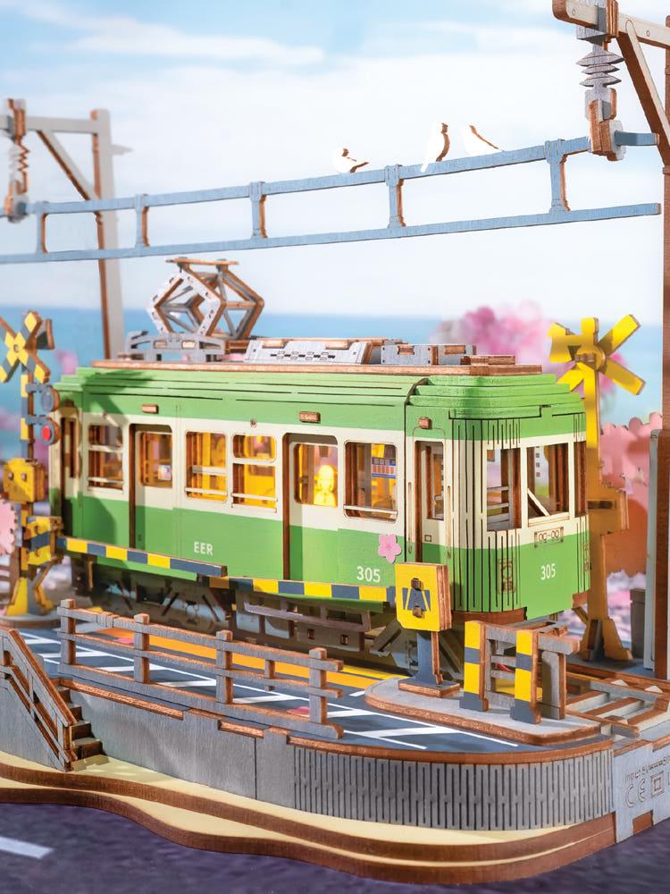 TGS02 벚꽃 여행 기차 SAKURA JOURNEY ROBOTIME DIY