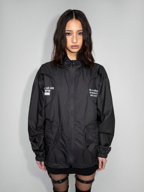 CURVED LOGO WINDBREAKER BLACK