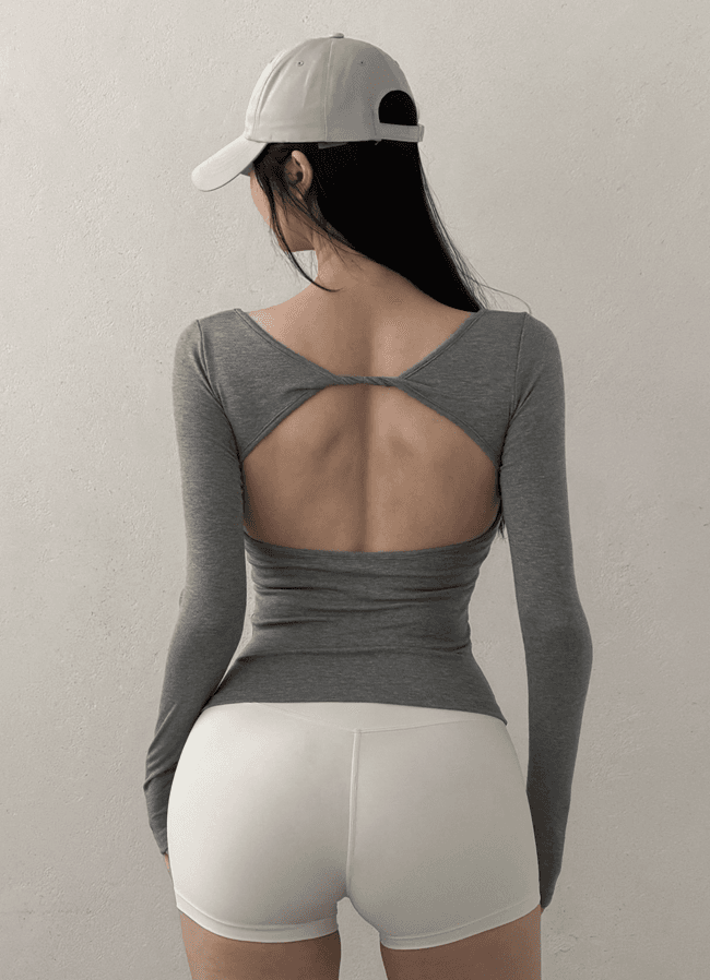 리버스 백라인 슬림 긴팔티 [1+1 더 할인]