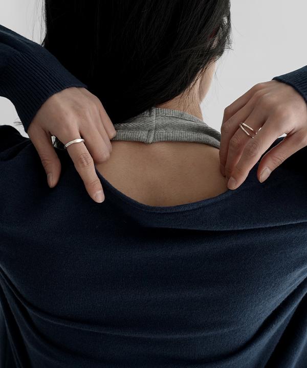 매니크 트위비 홀터넥 골지 슬리브리스