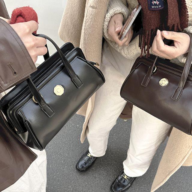 룩앤핏 금장 지퍼 탑핸들 투웨이 크로스백 토트백 7030