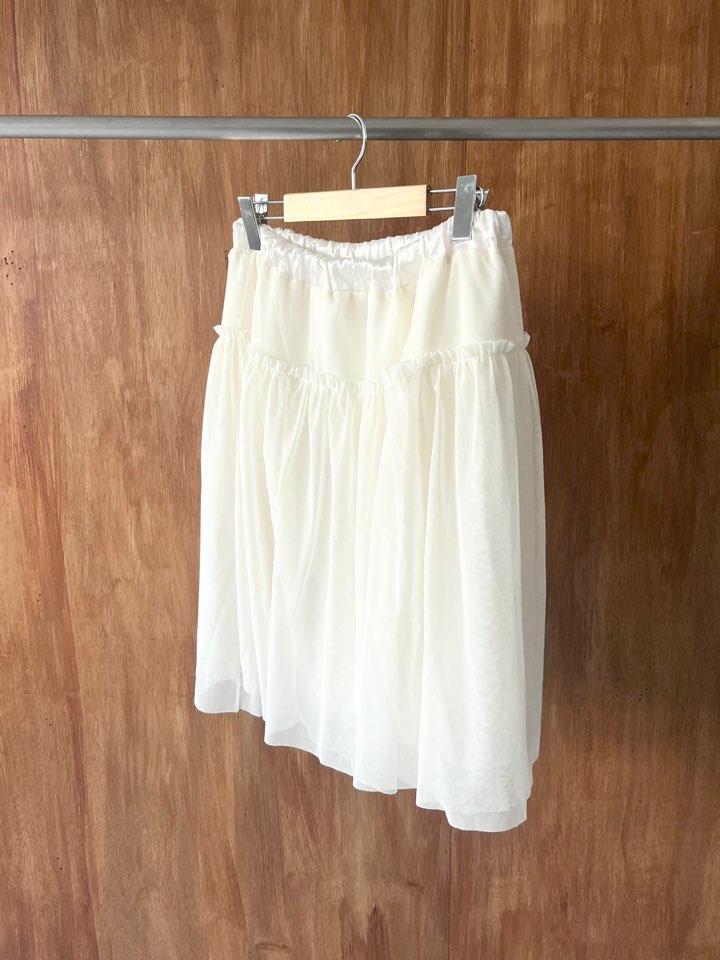 Sheer tiered banding skirt