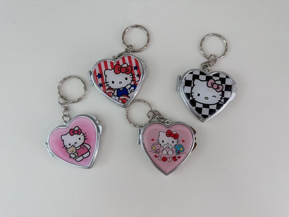 헬로키티 하트 미러 키링