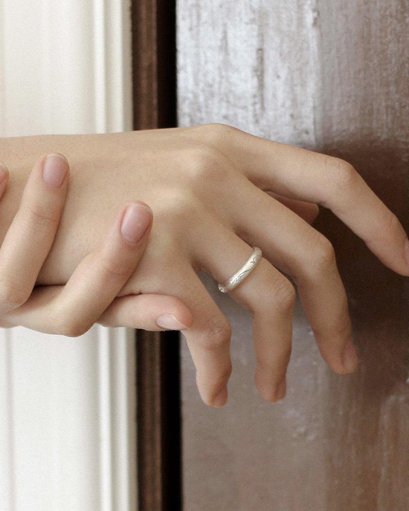 Wallpaper ring (slim)