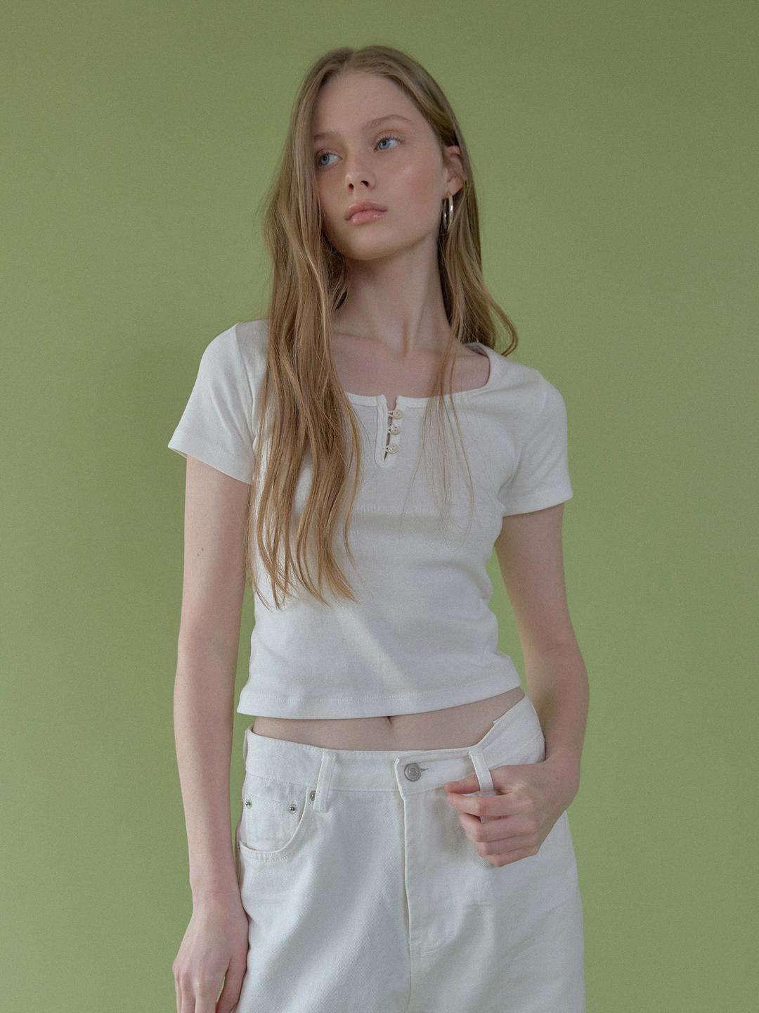 slim button tee (white)