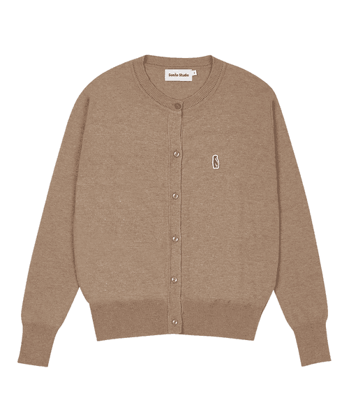시그니처 와펜 라운드 가디건(베이지)
