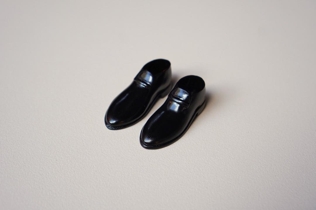 일본 오비츠 27 남 신발 - 구두 유광 블랙 가죽신발 육일돌 남아 피규어 악세사리 슈즈