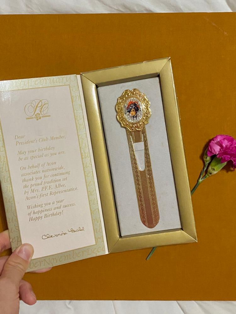 Avon Cameo Bookmark 에이본 카메오 북마크