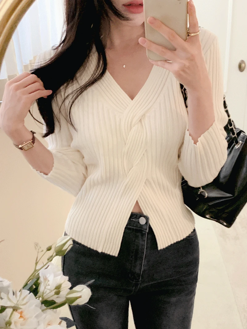 모니크 브이넥 트임 골지 니트