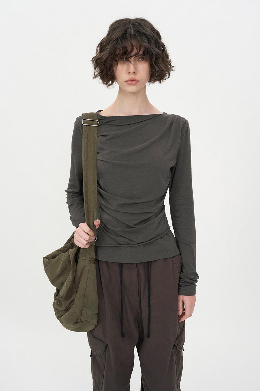 [예약발송] 드레이핑 보트넥 롱슬리브 CHARCOAL