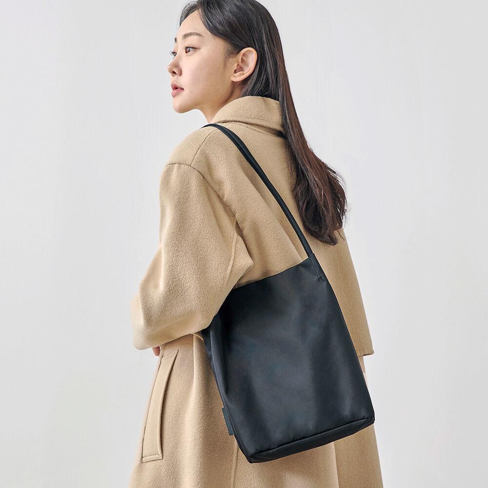 SLIM NEAT BAG _CLASSY (Black) 슬림 니트백 _ 클래시