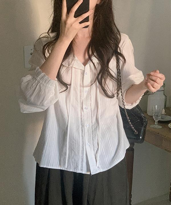 쇼퍼랜드 카딘스 프릴 카라 스트랩 퍼프 긴팔 블라우스