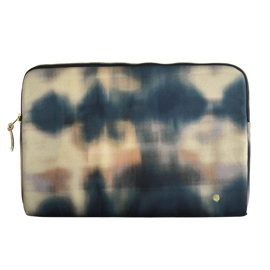 LCG160 Notebook Pouch: Iona Sasha