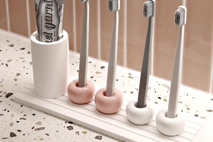 규조토 칫솔꽂이 세트 2인 4인 전동칫솔 거치대 면도기꽂이 치약 칫솔통 욕실용품 집들이