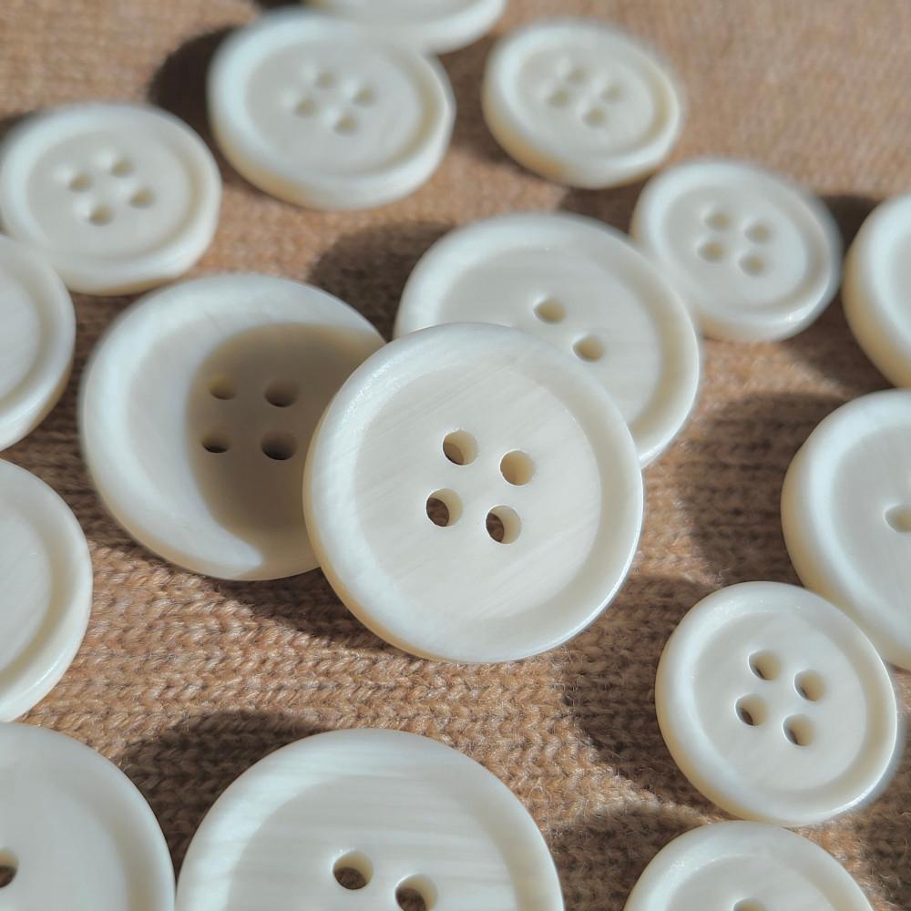 밀키 퓨어아이보리 무광레진단추 (6개입 세트)