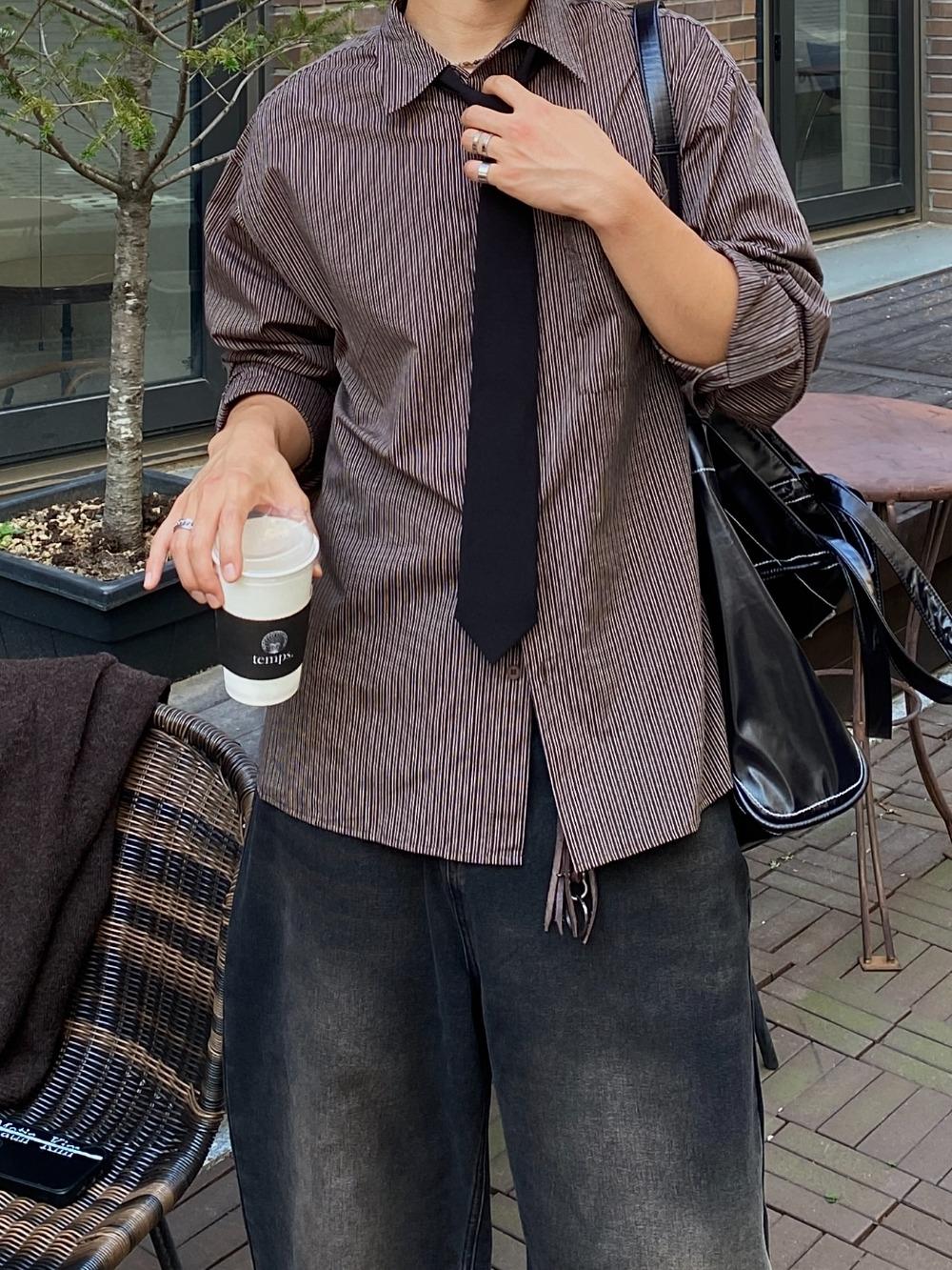 엘리 스트라이프 긴팔셔츠 3C