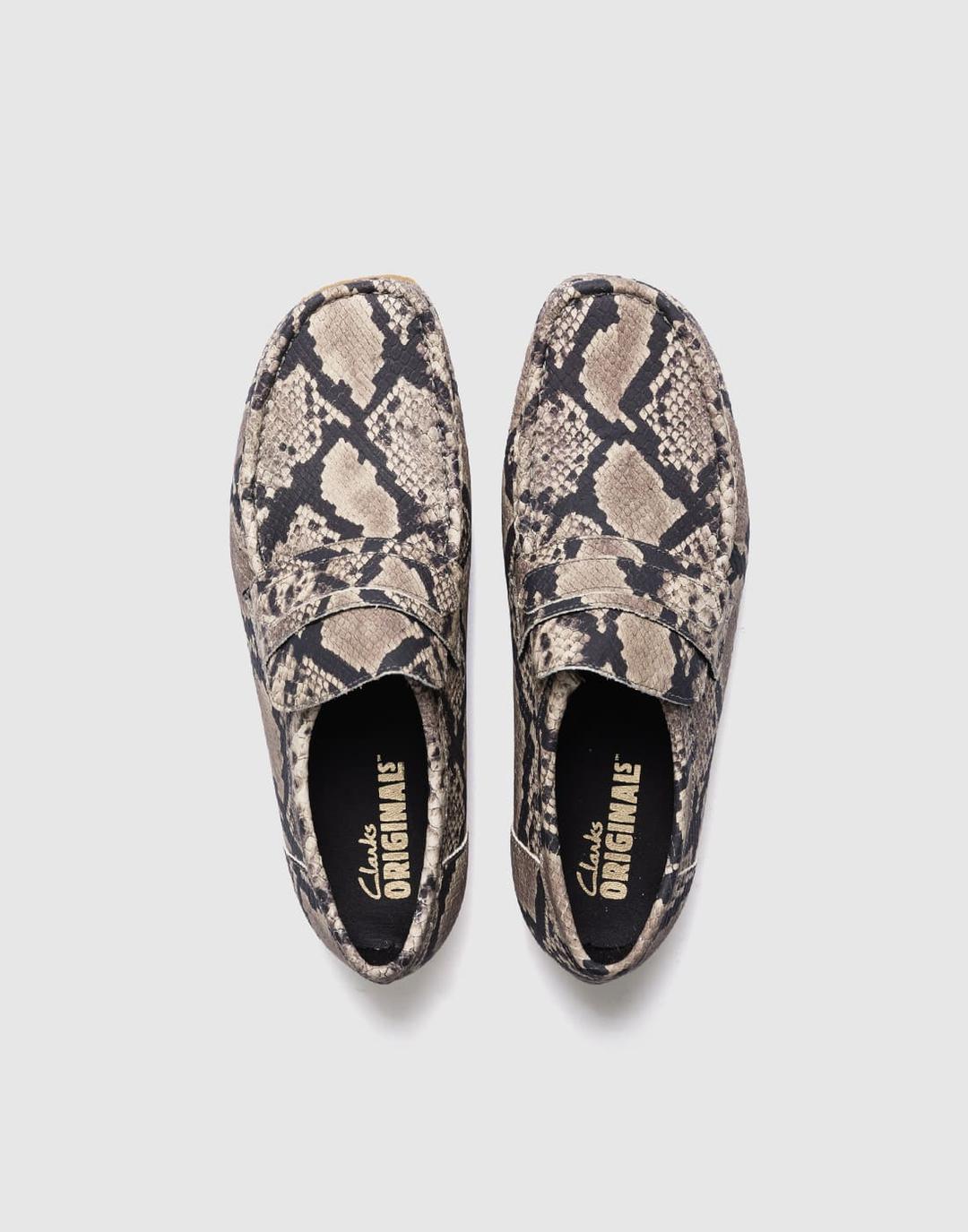 Wallabee Loafer (Grey Snake Lea)