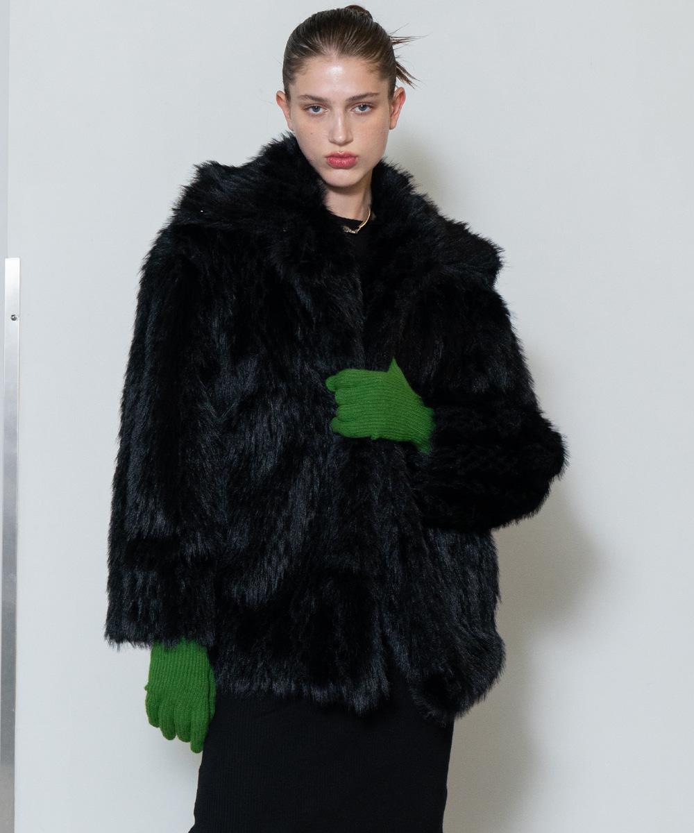 [인플루언서 착용] Eco Fur Neckline Hook 4 Button Jacket Black