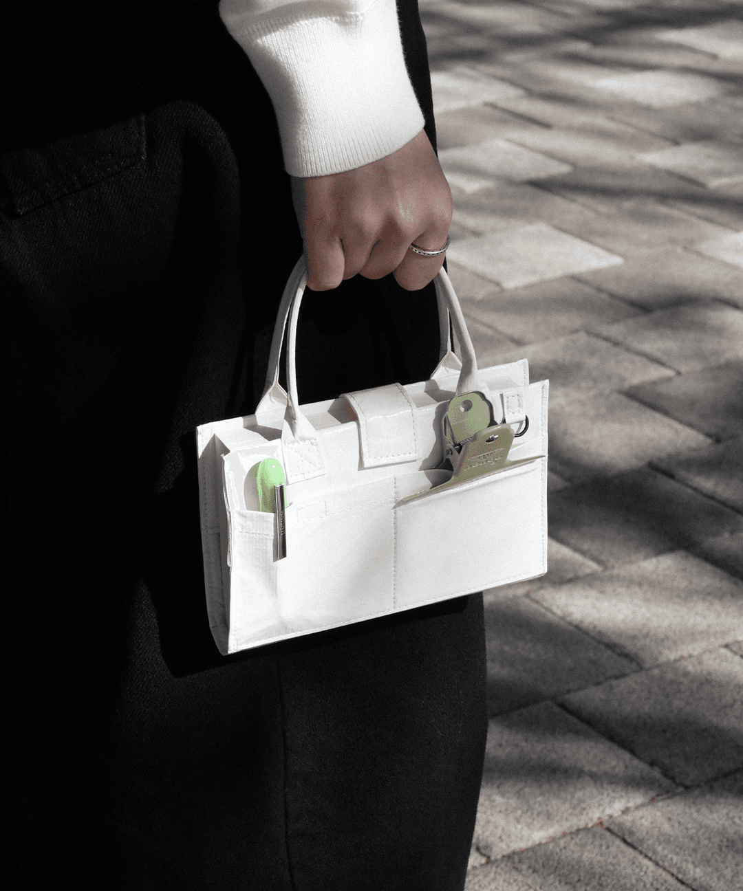 북 메이트 타이벡 북 커버백 - S SIZE / 2 COLORS